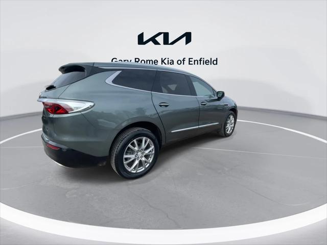 2022 Buick Enclave AWD Essence