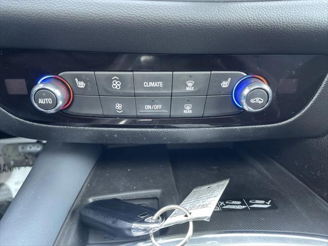 2022 Buick Enclave AWD Essence