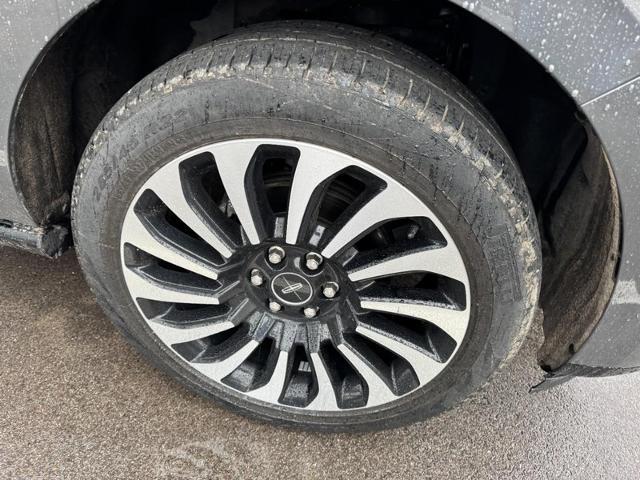 2022 Lincoln Navigator Black Label
