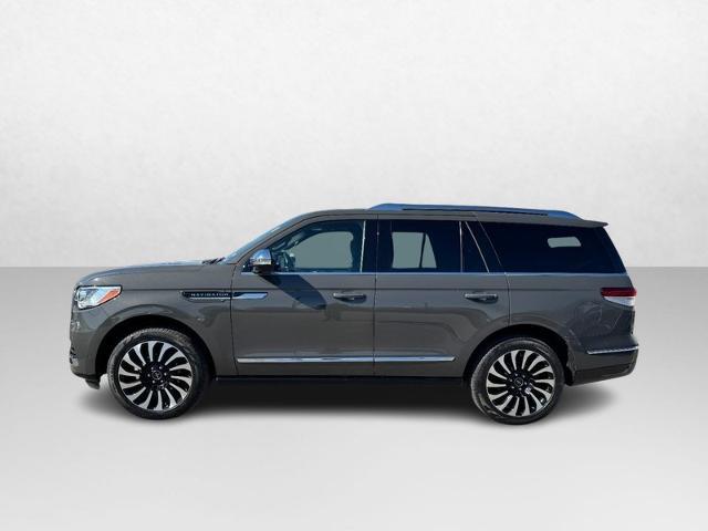 2022 Lincoln Navigator Black Label