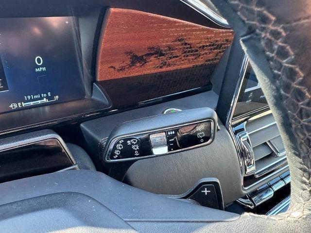 2022 Lincoln Navigator Black Label
