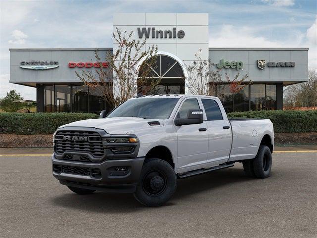 2026 RAM Ram 3500 RAM 3500 TRADESMAN CREW CAB 4X4 8 BOX