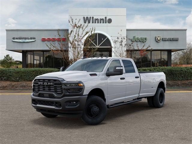 2026 RAM Ram 3500 RAM 3500 TRADESMAN CREW CAB 4X4 8 BOX