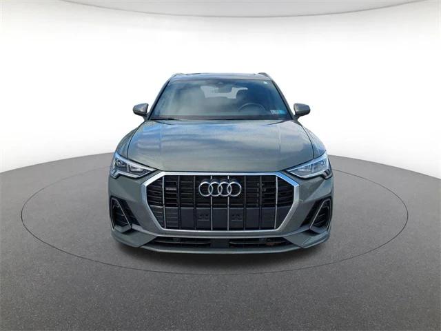 2024 Audi Q3 Premium 45 TFSI S line quattro Tiptronic 2024 Audi Q3 Premium 45 TFSI S line quattro Tiptronic