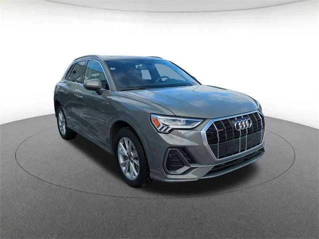 2024 Audi Q3 Premium 45 TFSI S line quattro Tiptronic 2024 Audi Q3 Premium 45 TFSI S line quattro Tiptronic