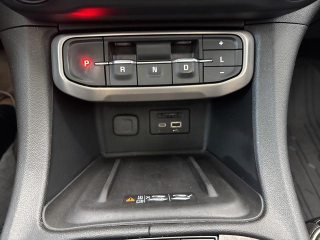2021 GMC Acadia FWD Denali