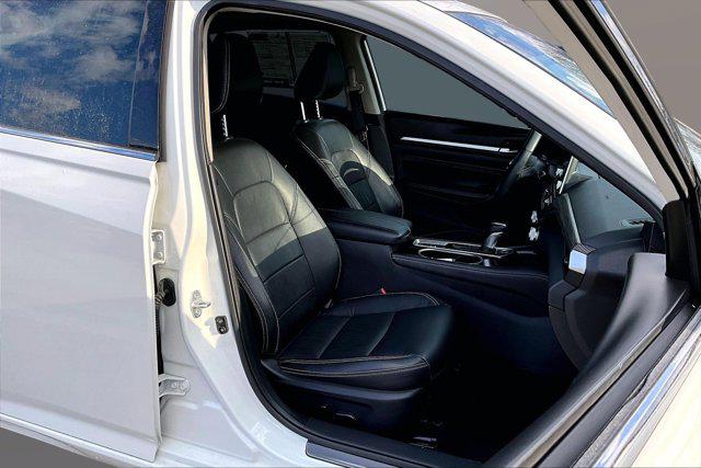 2021 Nissan Altima SL FWD