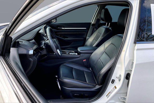 2021 Nissan Altima SL FWD