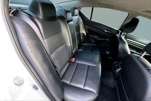 2021 Nissan Altima SL FWD
