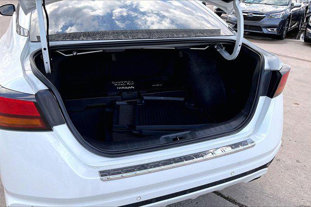 2021 Nissan Altima SL FWD