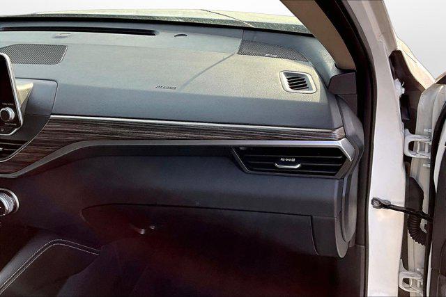 2021 Nissan Altima SL FWD