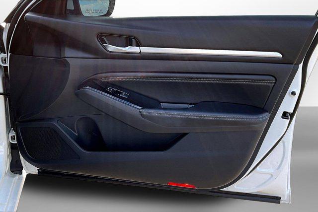2021 Nissan Altima SL FWD