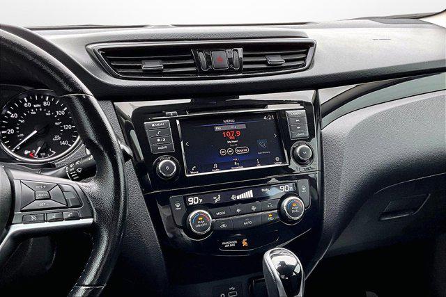 2022 Nissan Rogue Sport SV FWD Xtronic CVT