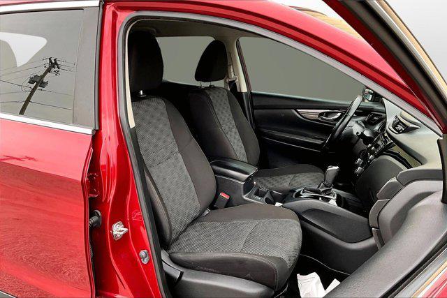 2022 Nissan Rogue Sport SV FWD Xtronic CVT