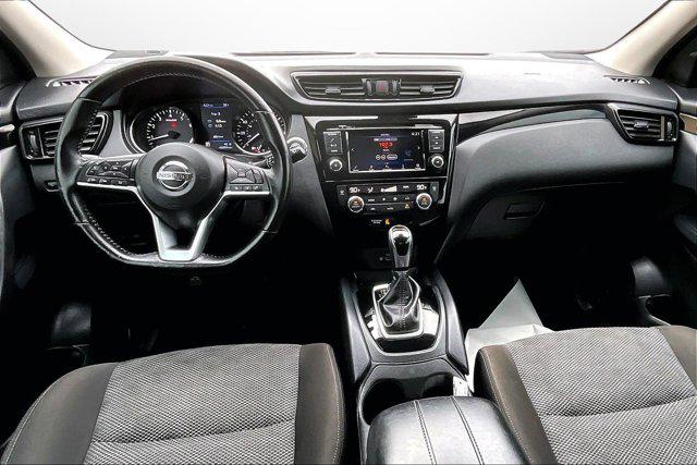 2022 Nissan Rogue Sport SV FWD Xtronic CVT