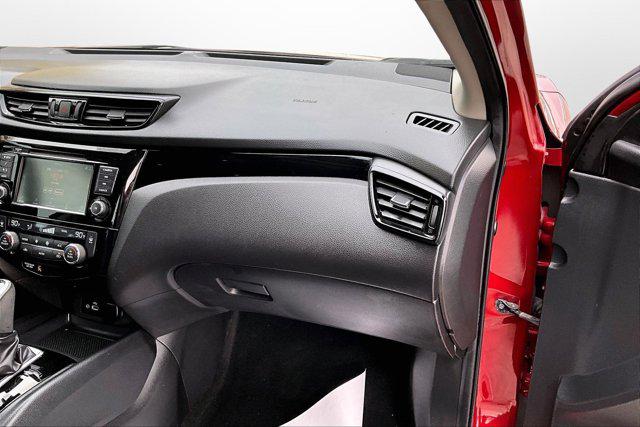 2022 Nissan Rogue Sport SV FWD Xtronic CVT