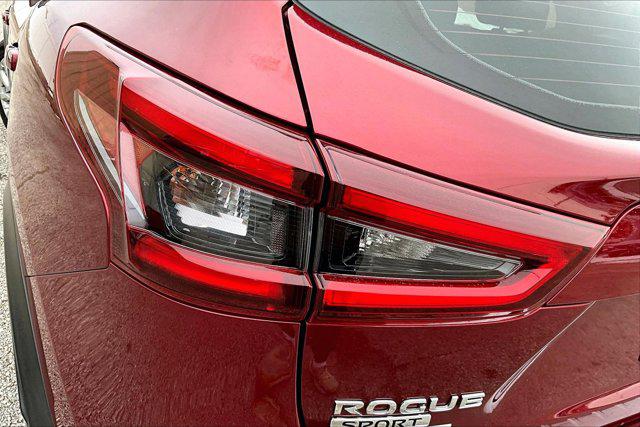 2022 Nissan Rogue Sport SV FWD Xtronic CVT