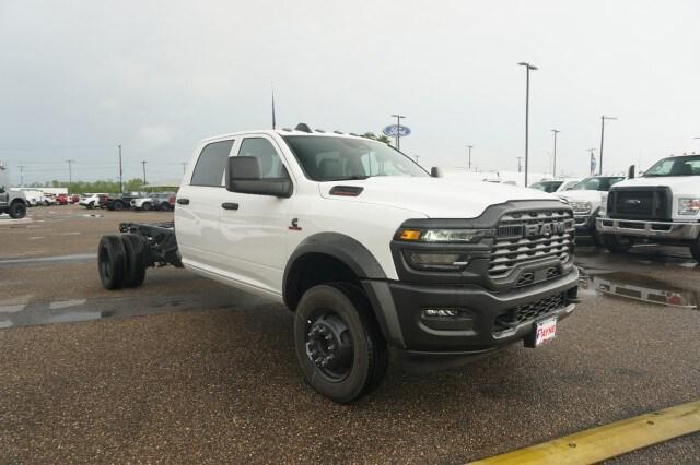 2026 RAM Ram 5500 Chassis Cab RAM 5500 TRADESMAN CHASSIS CREW CAB 4X4 84 CA 2026 RAM Ram 5500 Chassis Cab RAM 5500 TRADESMAN CHASSIS CREW CAB 4X4 84 CA