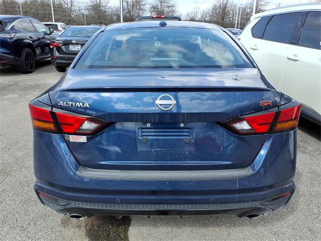 2023 Nissan Altima SR FWD