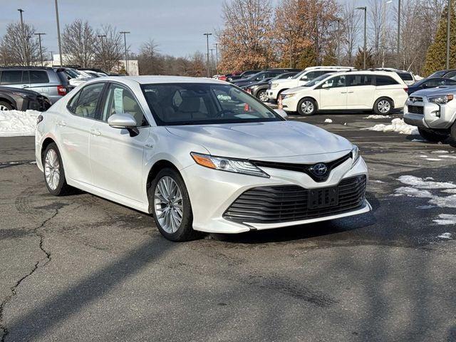 2019 Toyota Camry Hybrid XLE