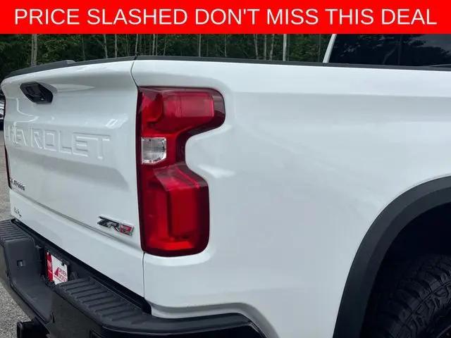 2025 Chevrolet Silverado 1500 4WD Crew Cab Short Bed ZR2
