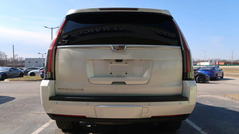2018 Cadillac Escalade Premium Luxury
