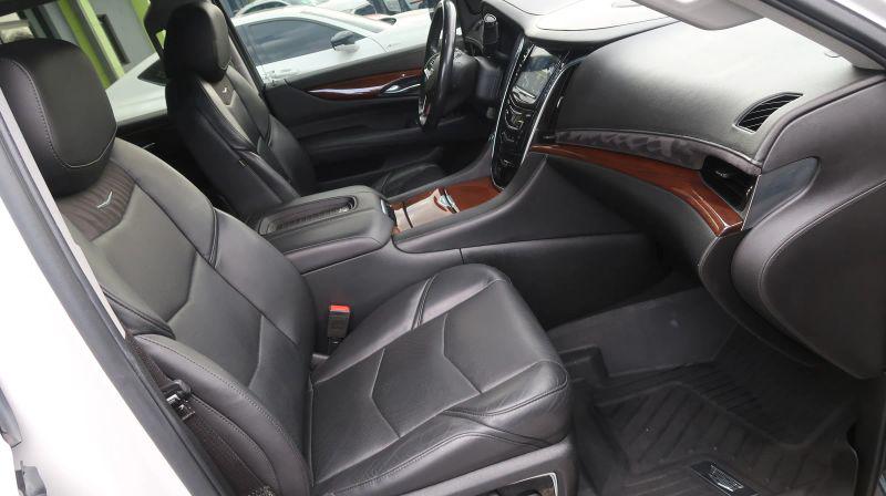 2018 Cadillac Escalade Premium Luxury