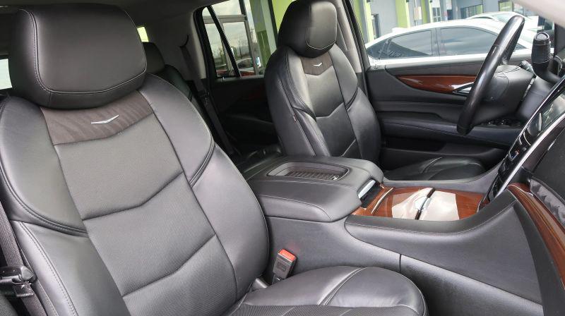 2018 Cadillac Escalade Premium Luxury