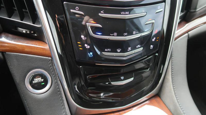 2018 Cadillac Escalade Premium Luxury