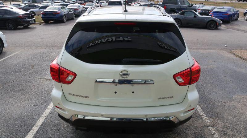2018 Nissan Pathfinder Platinum