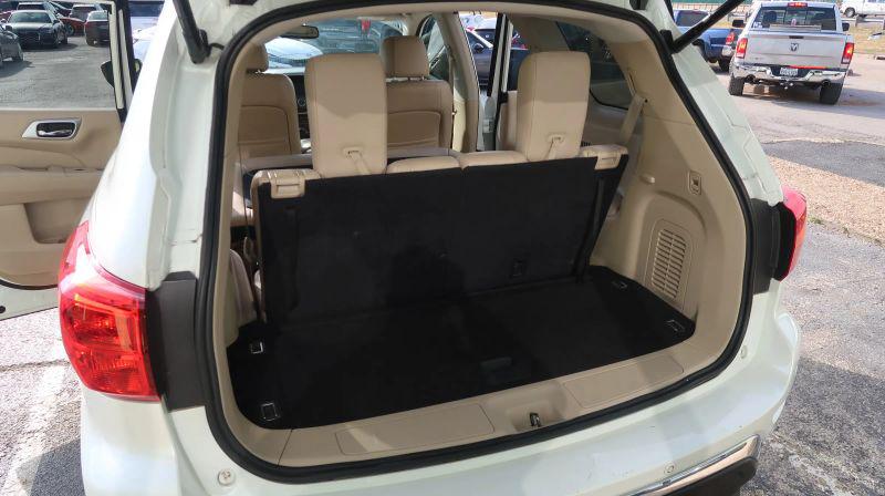 2018 Nissan Pathfinder Platinum