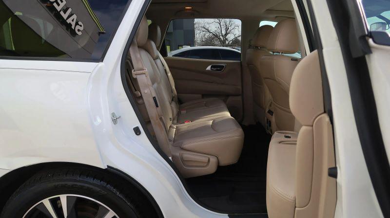 2018 Nissan Pathfinder Platinum