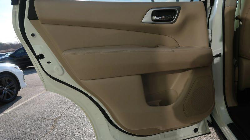 2018 Nissan Pathfinder Platinum
