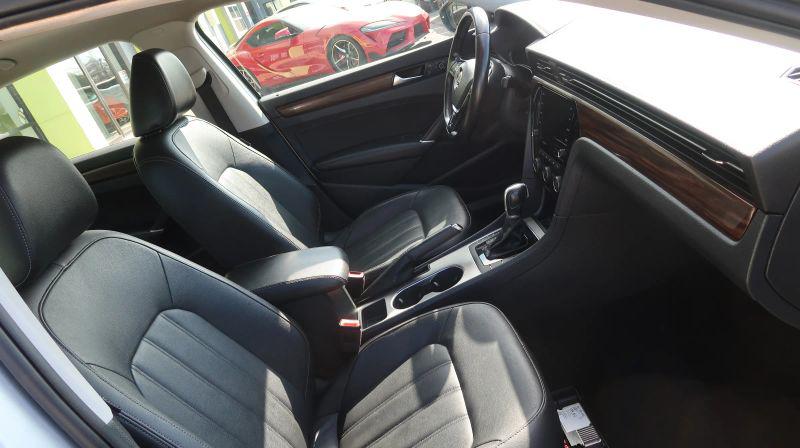 2020 Volkswagen Passat 2.0T SEL