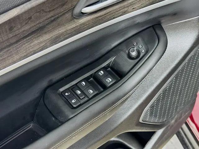 2026 Jeep Grand Cherokee Altitude 4x4