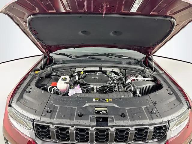 2026 Jeep Grand Cherokee Altitude 4x4