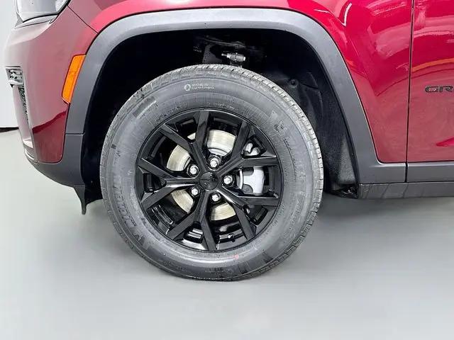 2026 Jeep Grand Cherokee Altitude 4x4