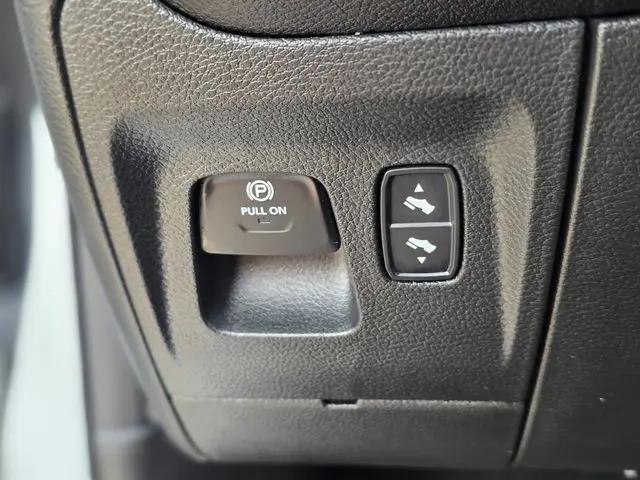 2023 Ram 1500 Sport