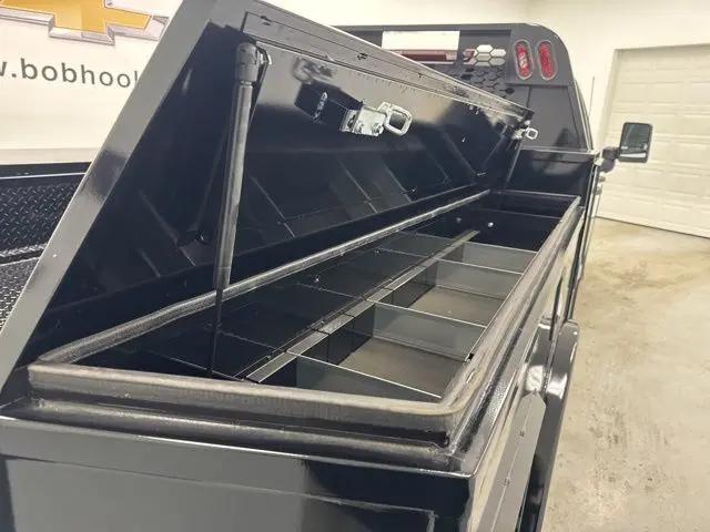 2026 Chevrolet Silverado 3500HD Crew Cab, Long Bed, WT Dual Rear Wheel, RWD