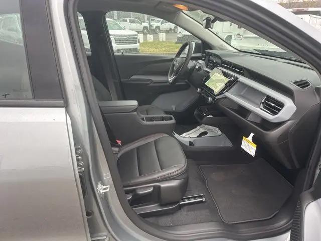 2027 Chevrolet Bolt RS FWD