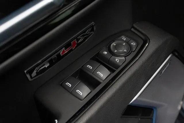 2022 GMC Sierra 1500 4WD Crew Cab Short Box AT4X