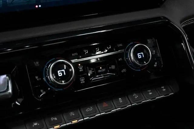 2022 GMC Sierra 1500 4WD Crew Cab Short Box AT4X