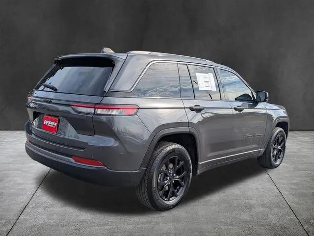 2026 Jeep Grand Cherokee Altitude 4x4