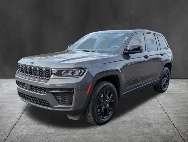 2026 Jeep Grand Cherokee Altitude 4x4