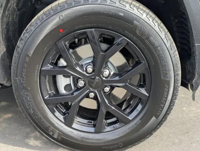 2026 Jeep Grand Cherokee Altitude 4x4