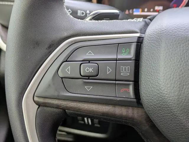 2026 Jeep Grand Cherokee Altitude 4x4