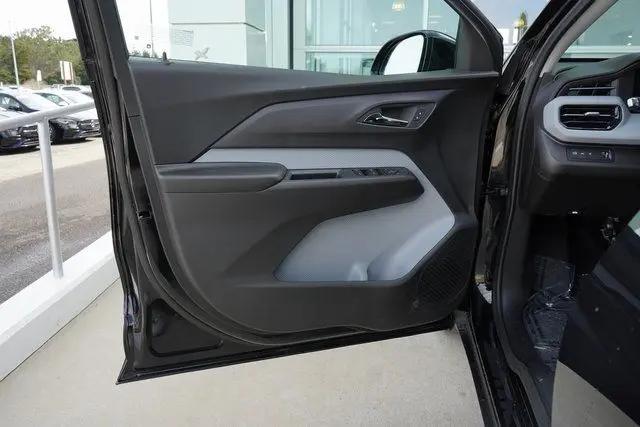 2027 Chevrolet Bolt RS FWD