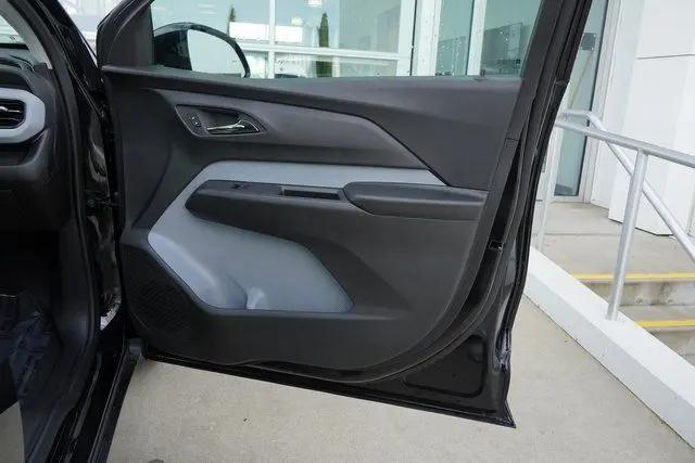 2027 Chevrolet Bolt RS FWD