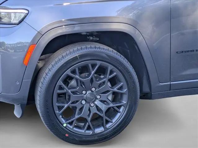 2026 Jeep Grand Cherokee Summit 4x4