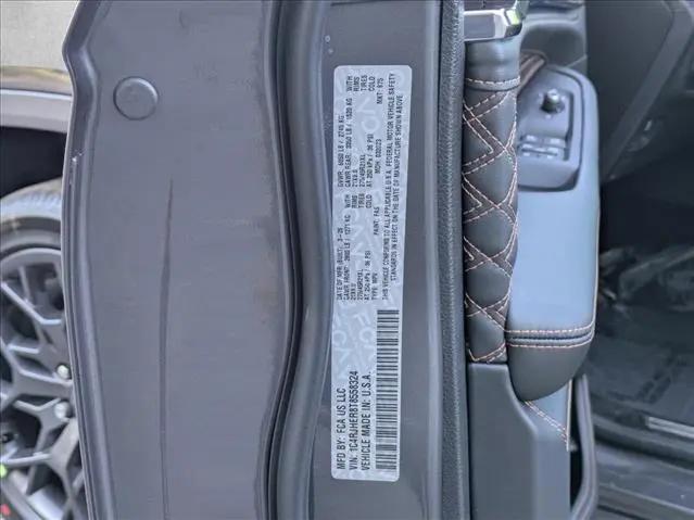 2026 Jeep Grand Cherokee Summit 4x4
